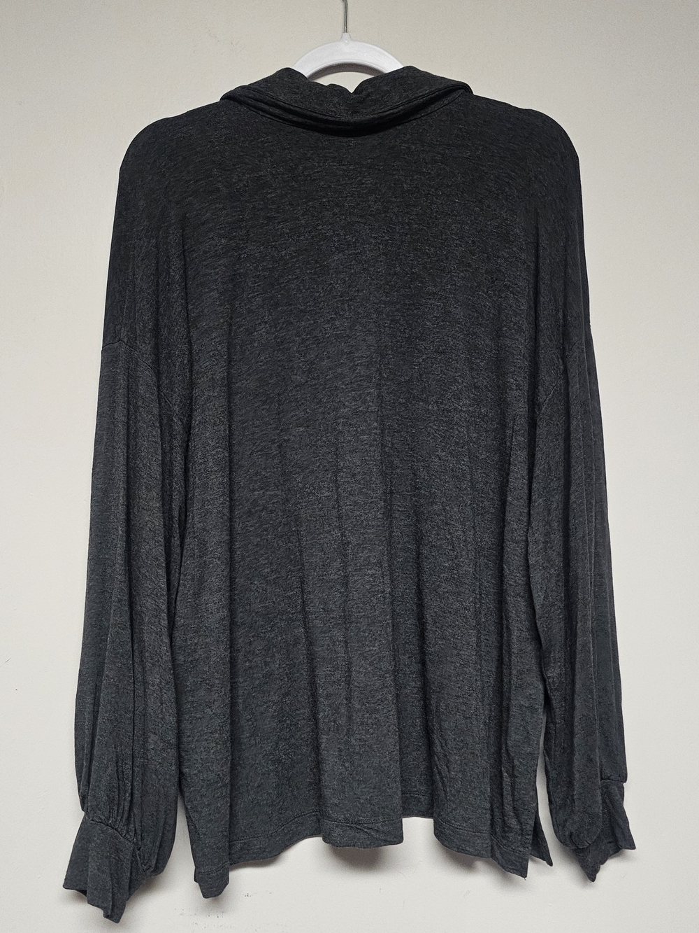 Cabi Super Soft Longsleeve Elegant Tee Heathered Charcoal Gray Size Large Comfy - Picture 3 of 4